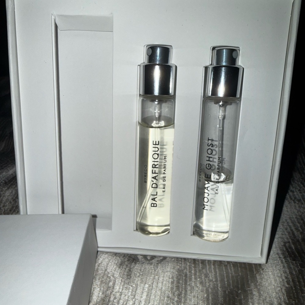 Byredo Bal D’Afrique, Mojave Ghost Travel Perfumes and Prada lipstick - Picture 5 of 10